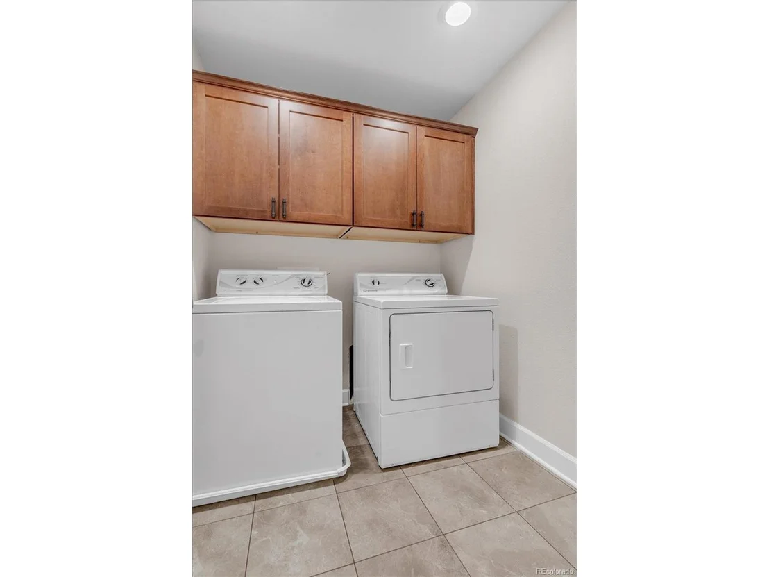Photo of 6334 Empire Ave