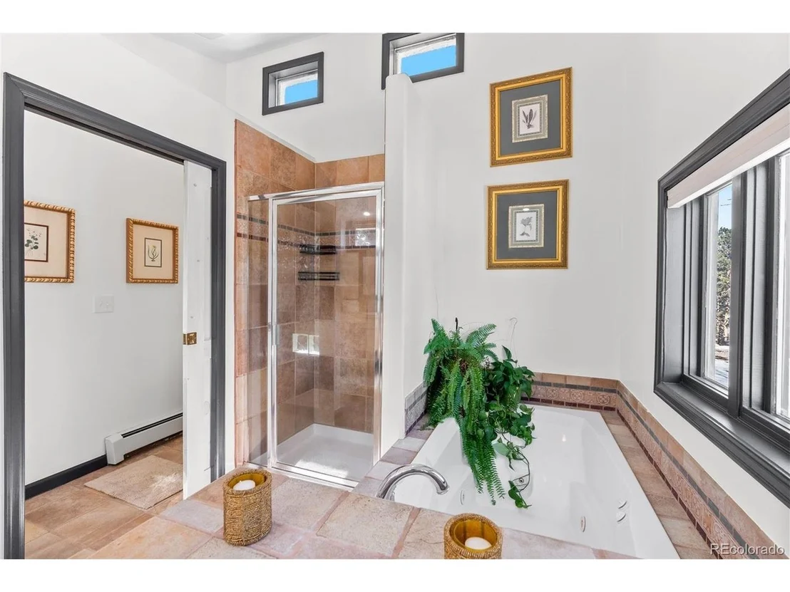 Photo of 1053 Red Moon Rd