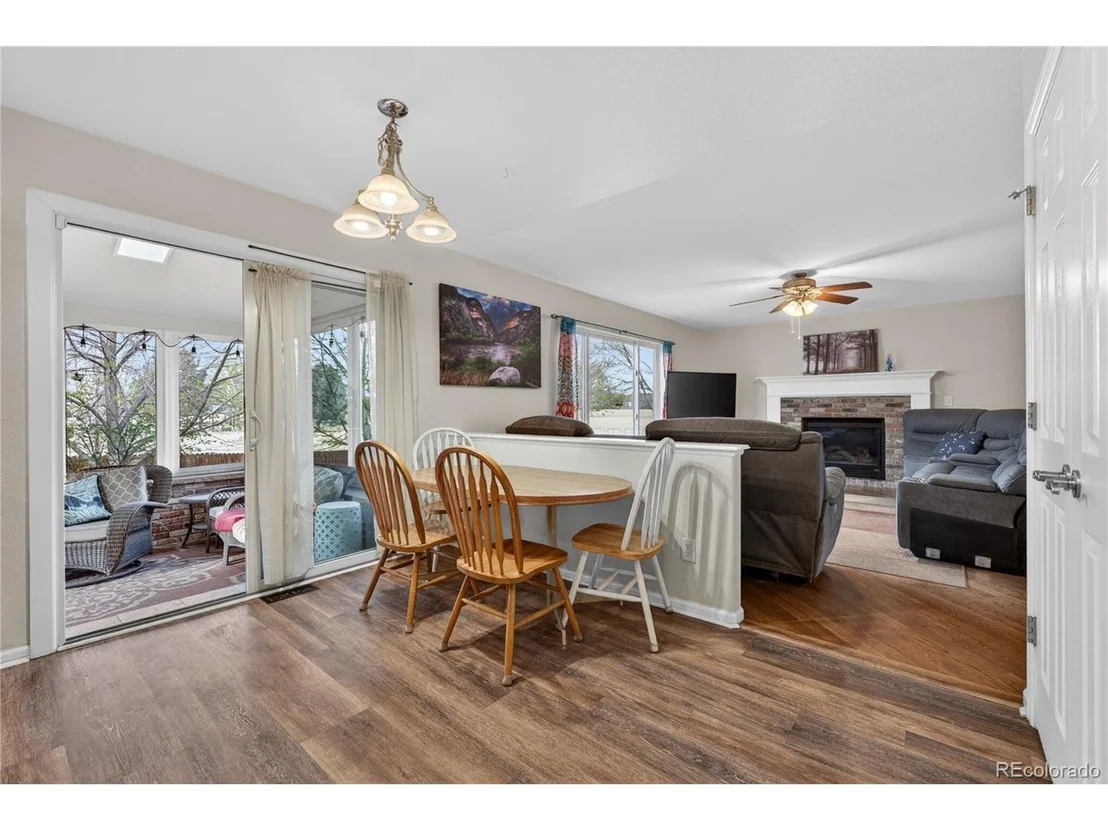 Photo of 6289 Viewpoint Ave