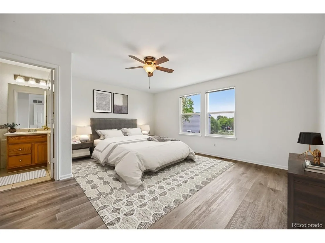 Photo of 1058 Oriole Cir
