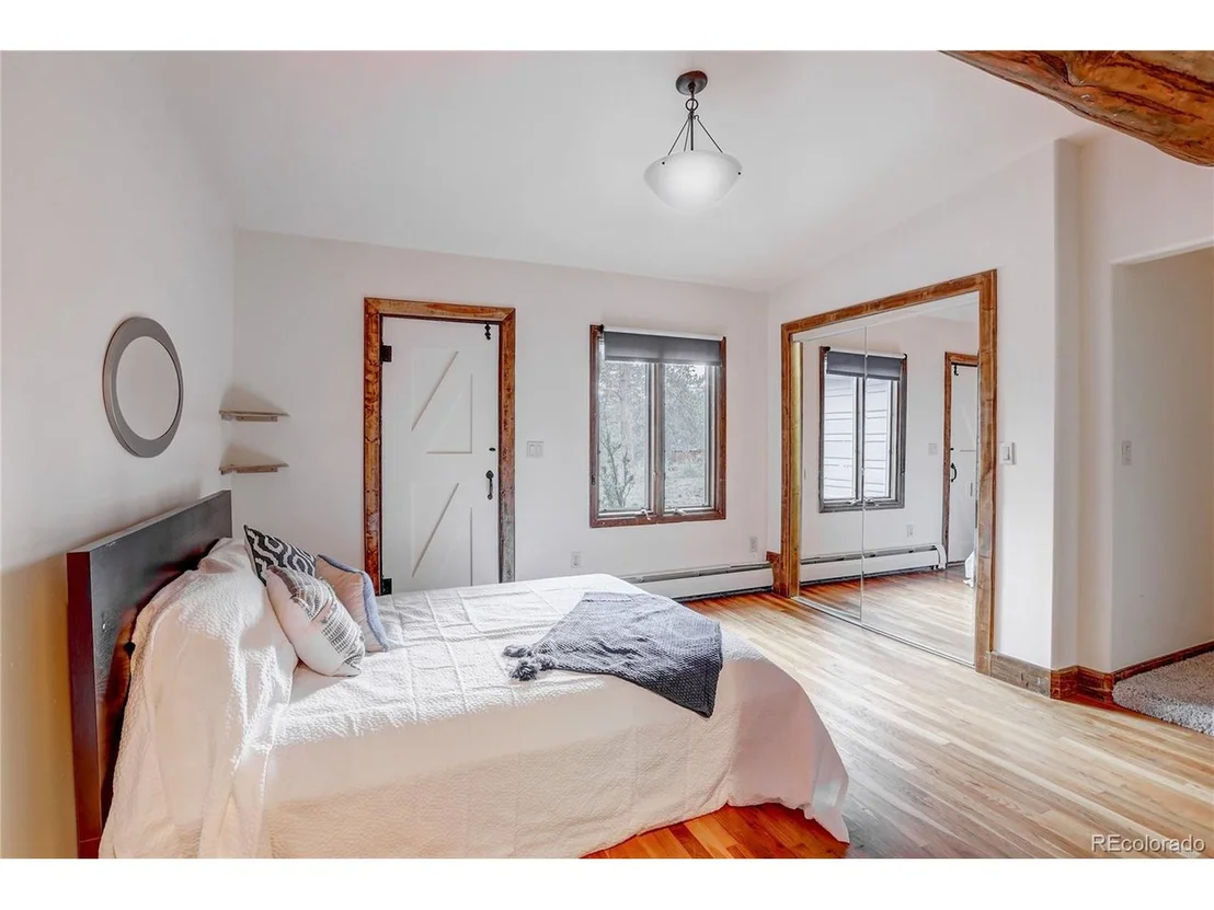 Photo of 28660 Douglas Park Rd