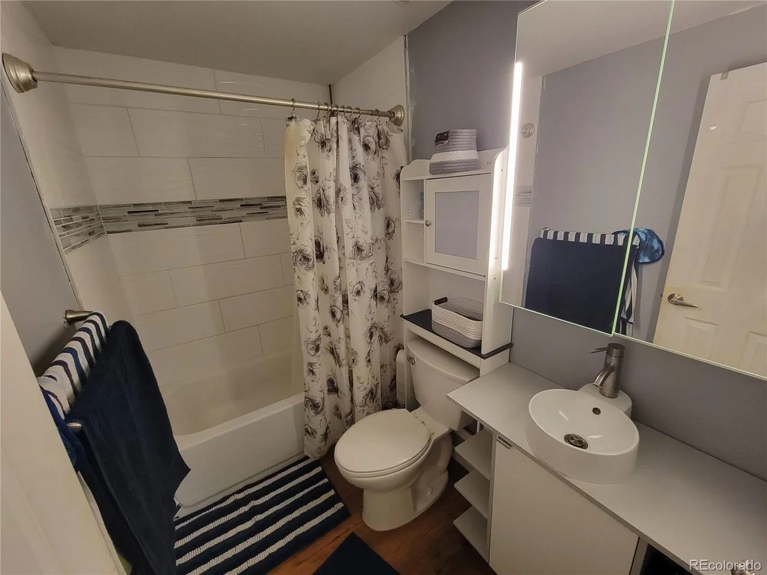 Photo of 802 Centennial Way