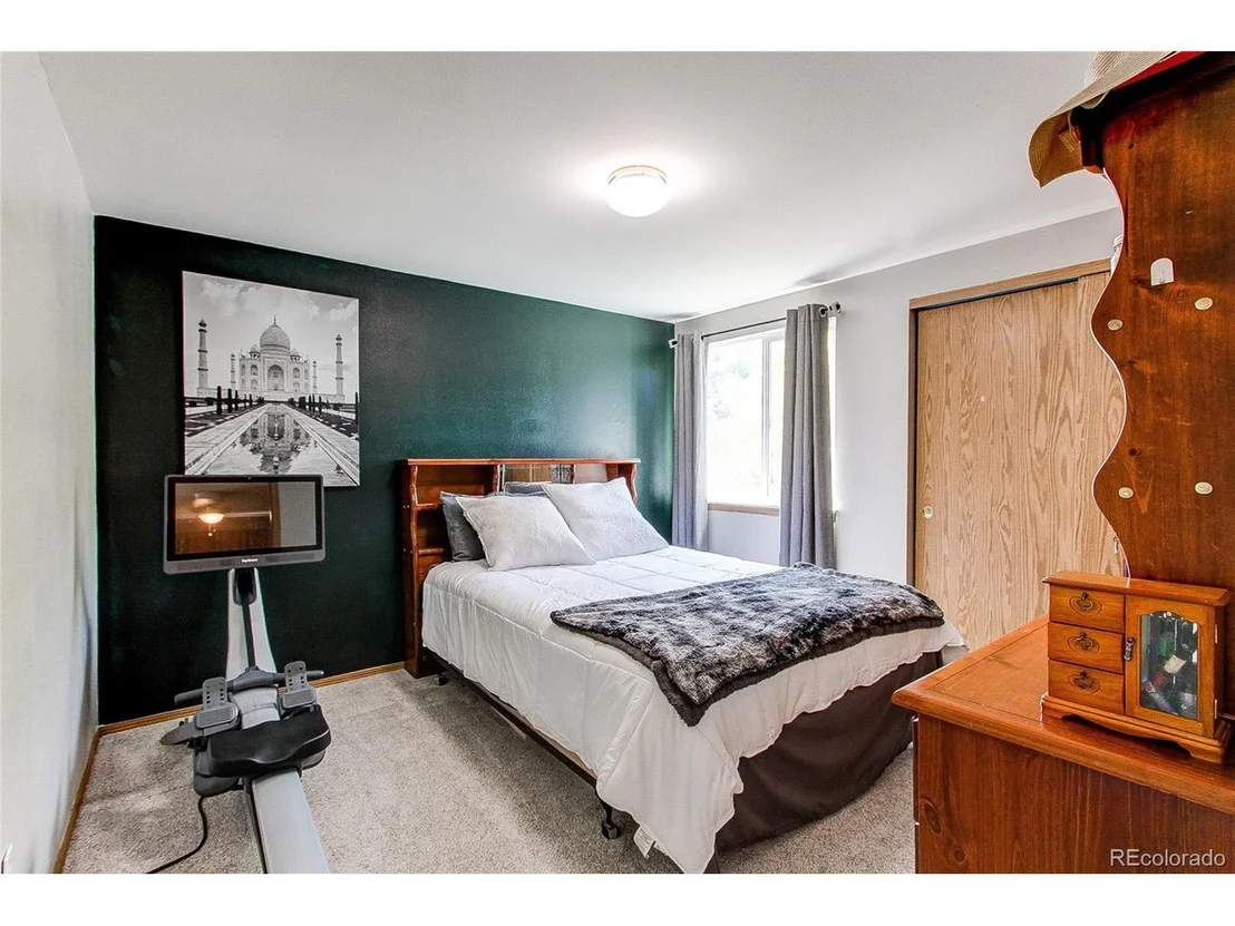 Photo of 8044 Bryant St
