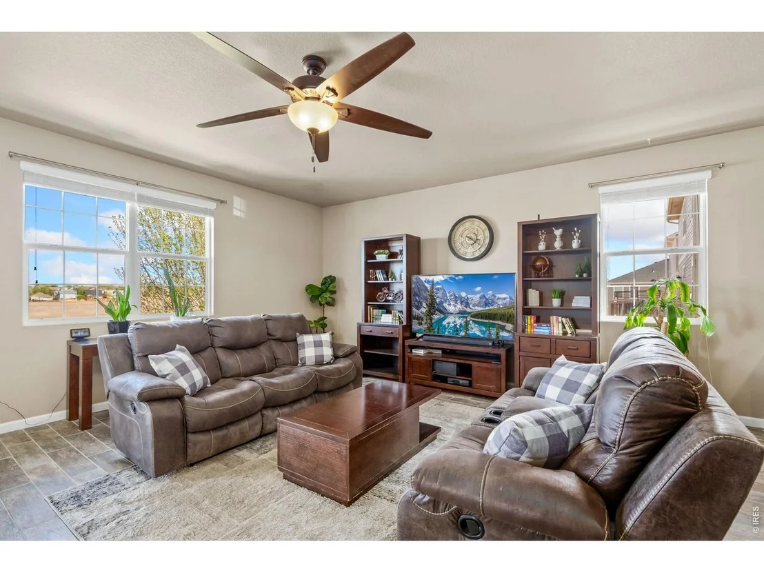 Photo of 10398 Stagecoach Ave