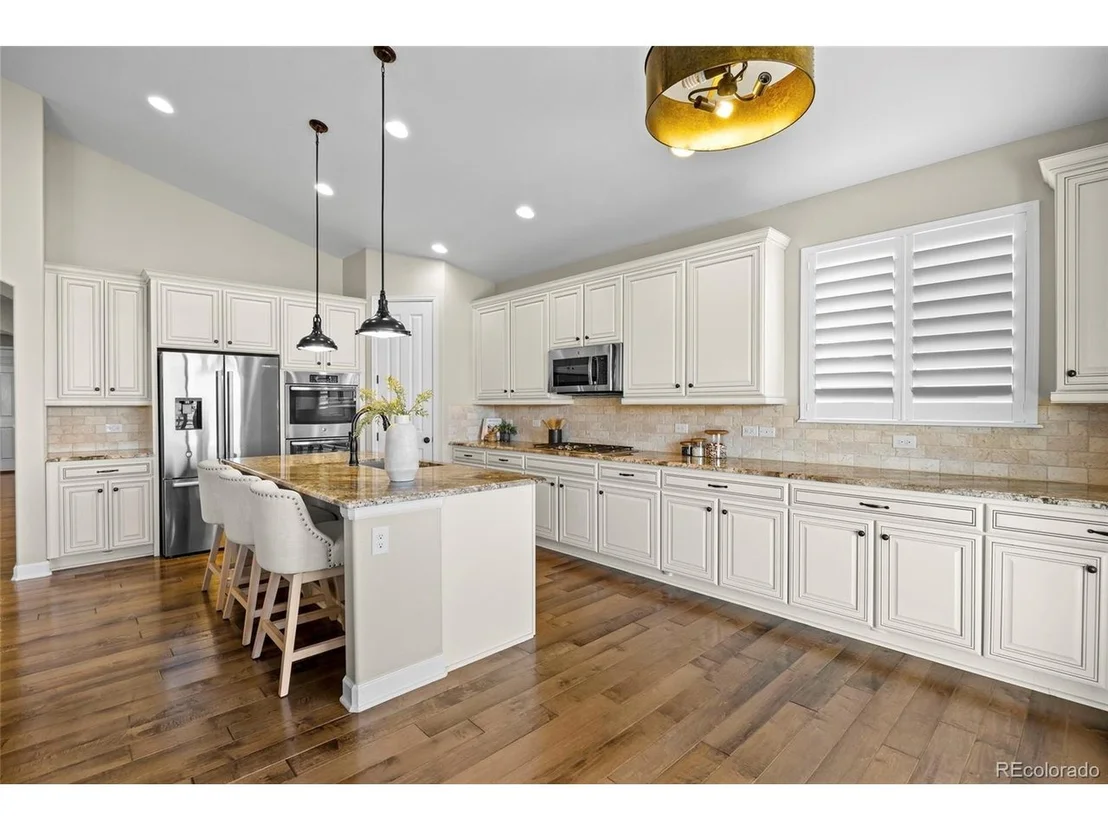 Photo of 7658 Oasis Dr