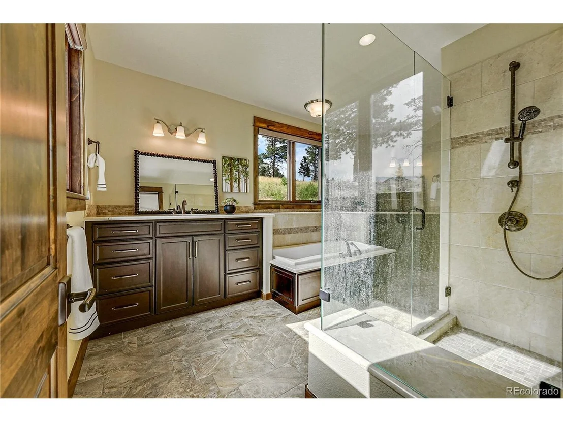 Photo of 33530 Mount Wilson Trl