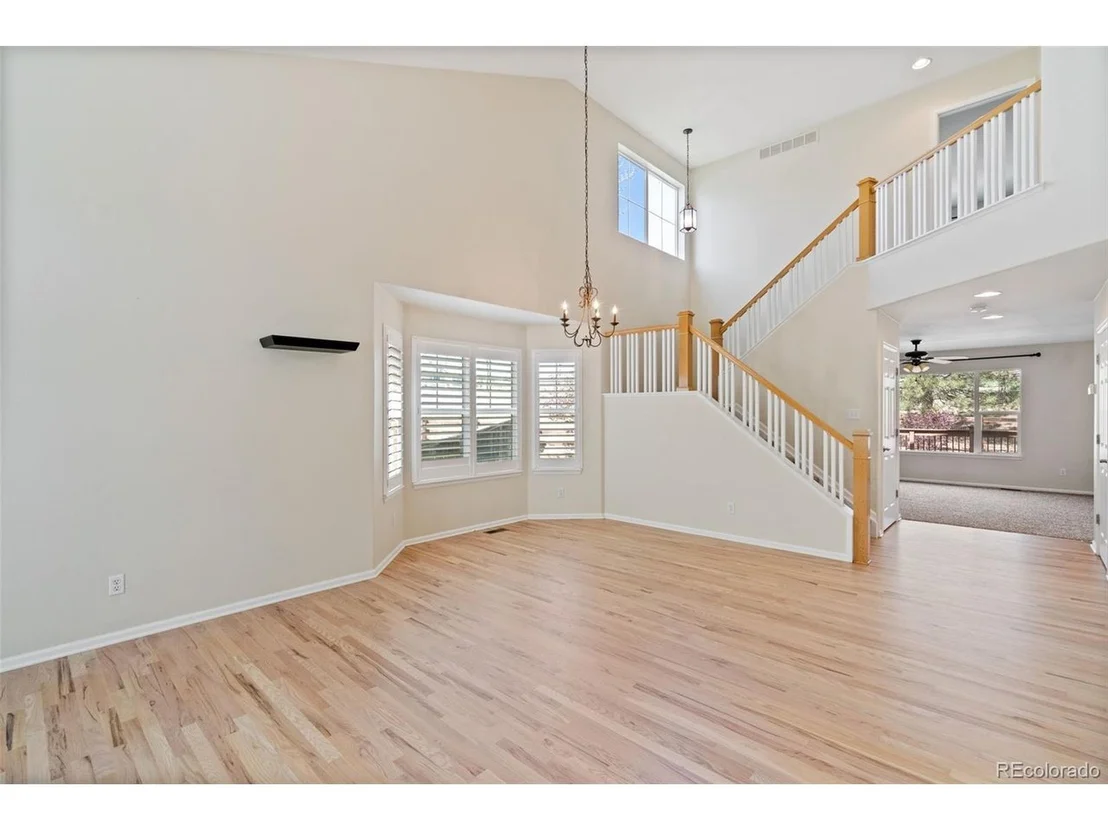 Photo of 9389 Branham Dr