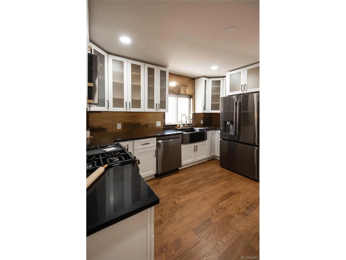Photo of 4116 Bryant St