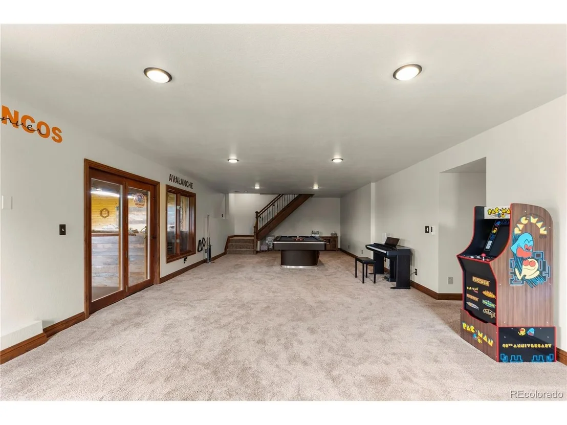 Photo of 10247 Pine Valley Dr