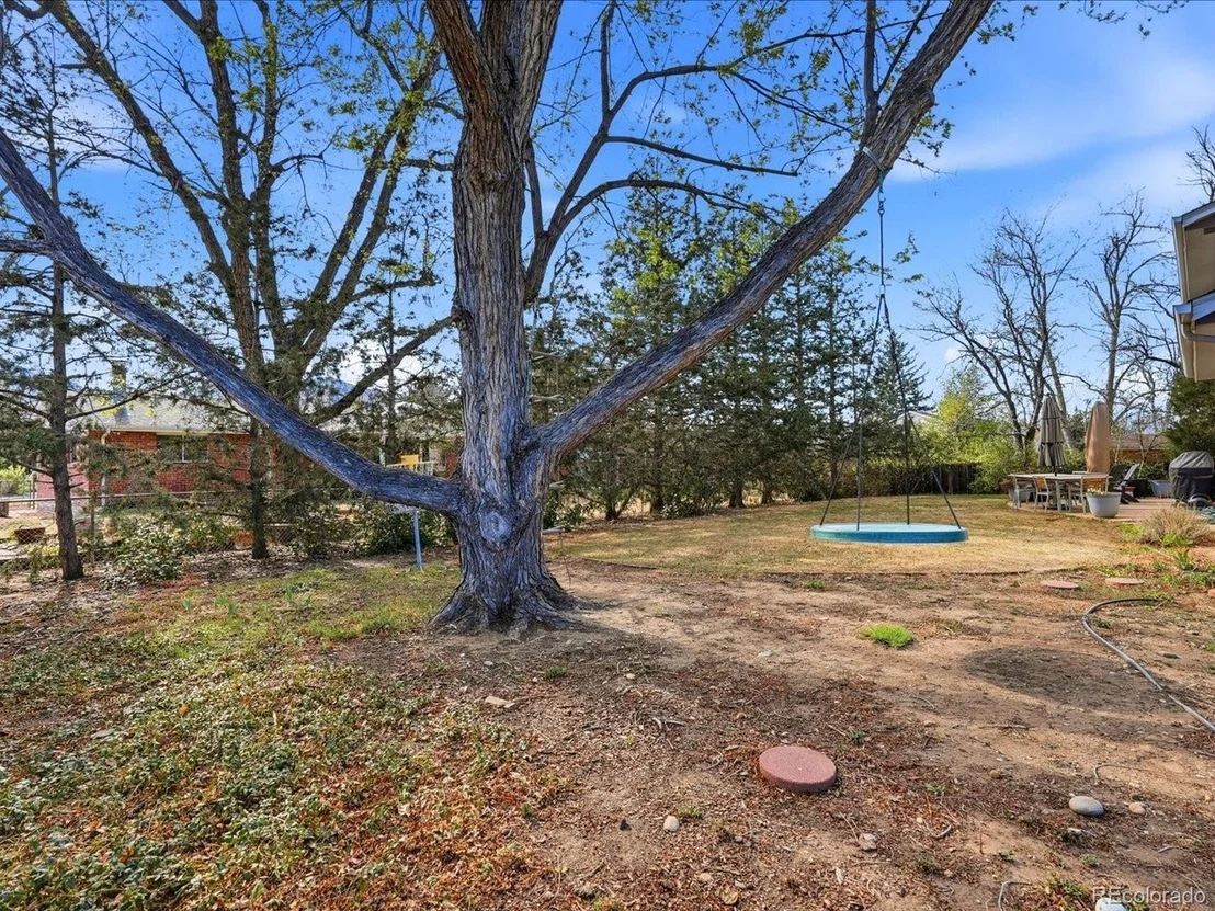 Photo of 205 Manhattan Dr