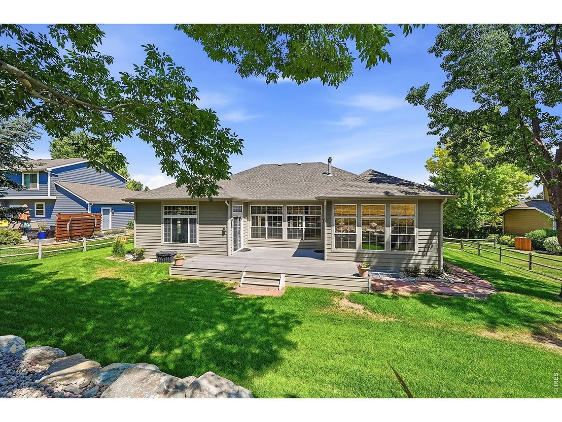 Photo of 2073 River West Dr