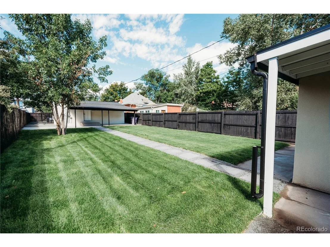 Photo of 4116 Bryant St