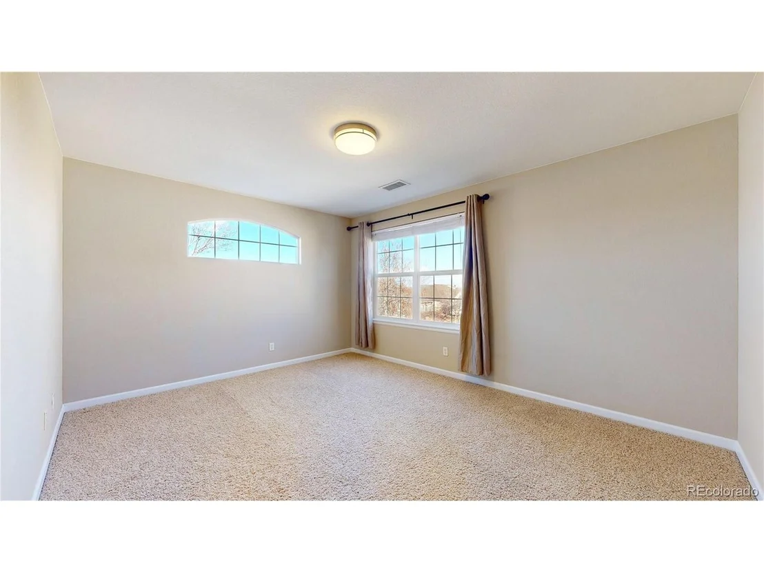 Photo of 5954 Star View Dr