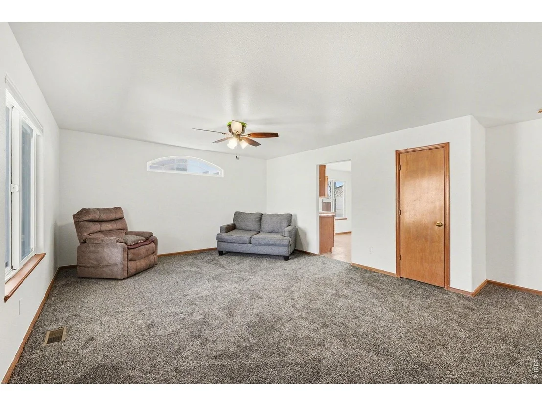 Photo of 463 Stevens Cir