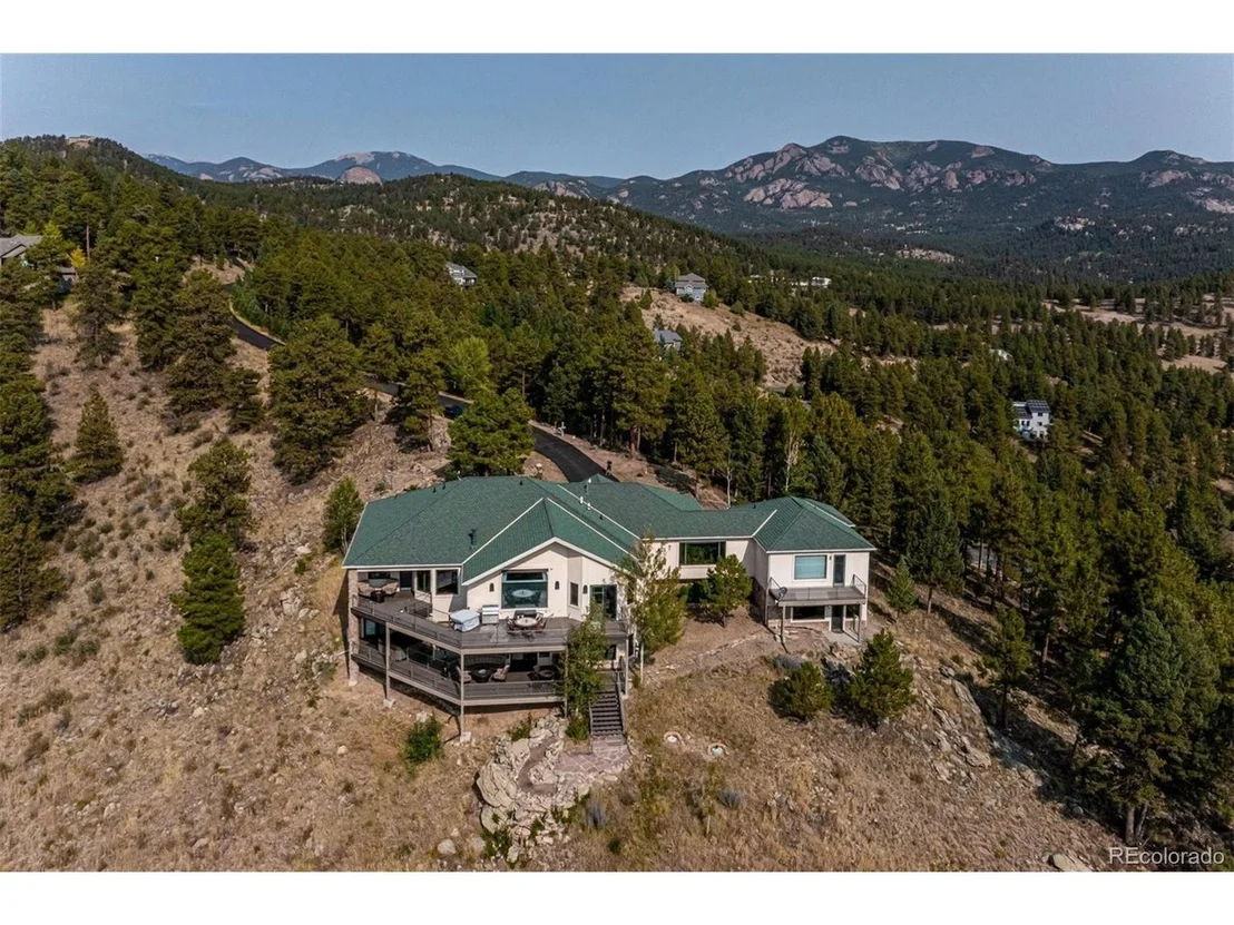 Photo of 13847 Gordon Ct