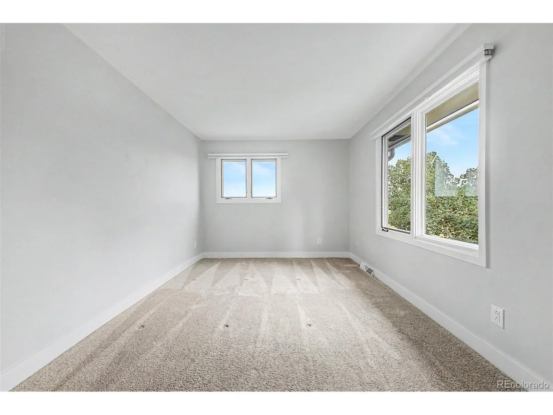 Photo of 8210 Jay Cir