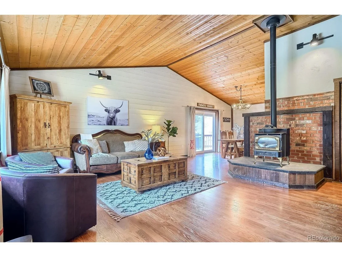 Photo of 123 Silver Lakes Dr