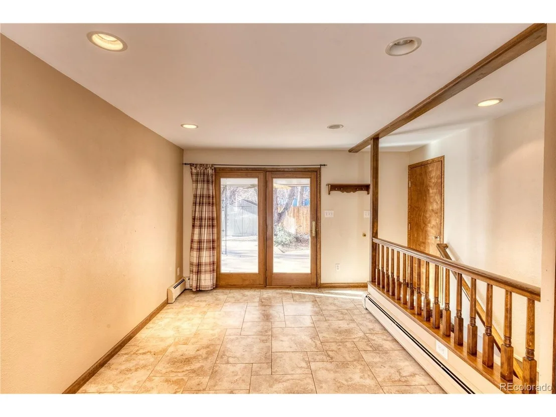 Photo of 2750 Heather Rd