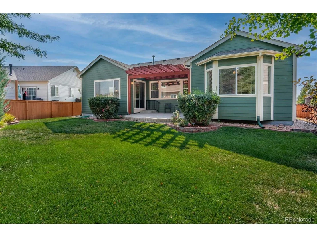 Photo of 15550 Carob Cir