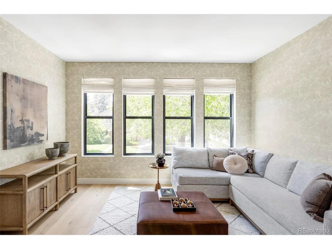 Photo of 330 Elm St