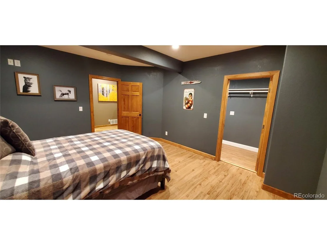 Photo of 3766 Vale View Ln
