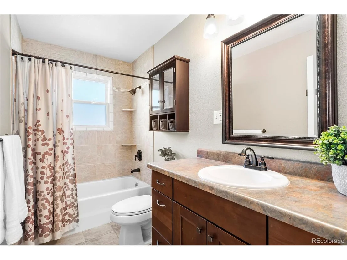 Photo of 12945 Columbine Cir