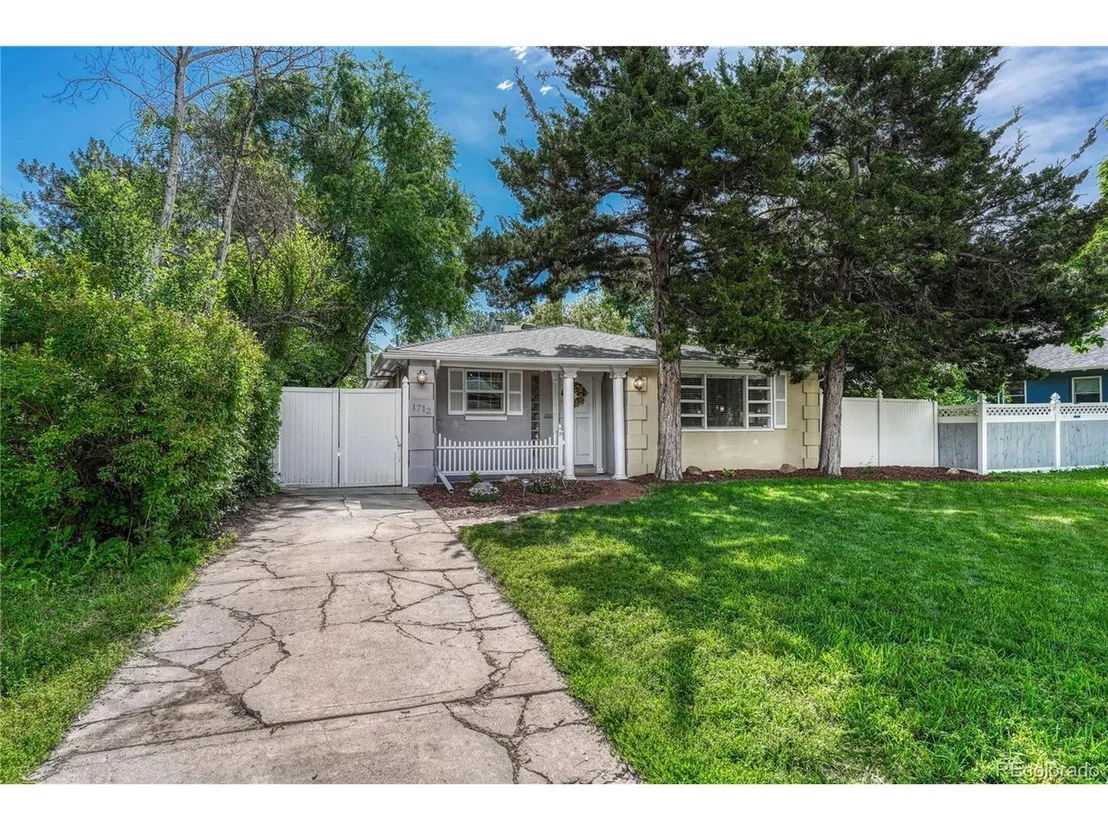 Photo of 1712 Olive Street