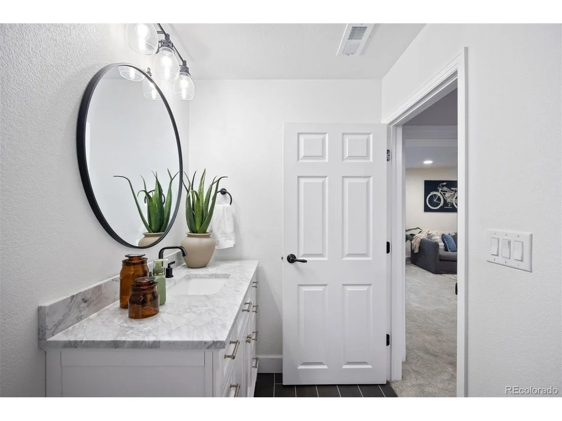 Photo of 2922 White Oak Trl