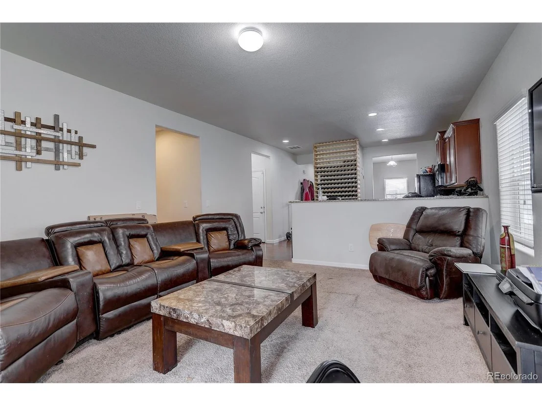 Photo of 4246 E 95th Dr