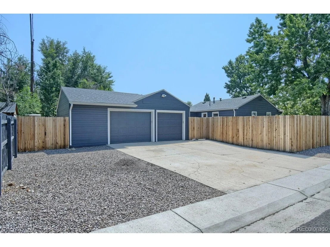 Photo of 6865 W 55th Pl