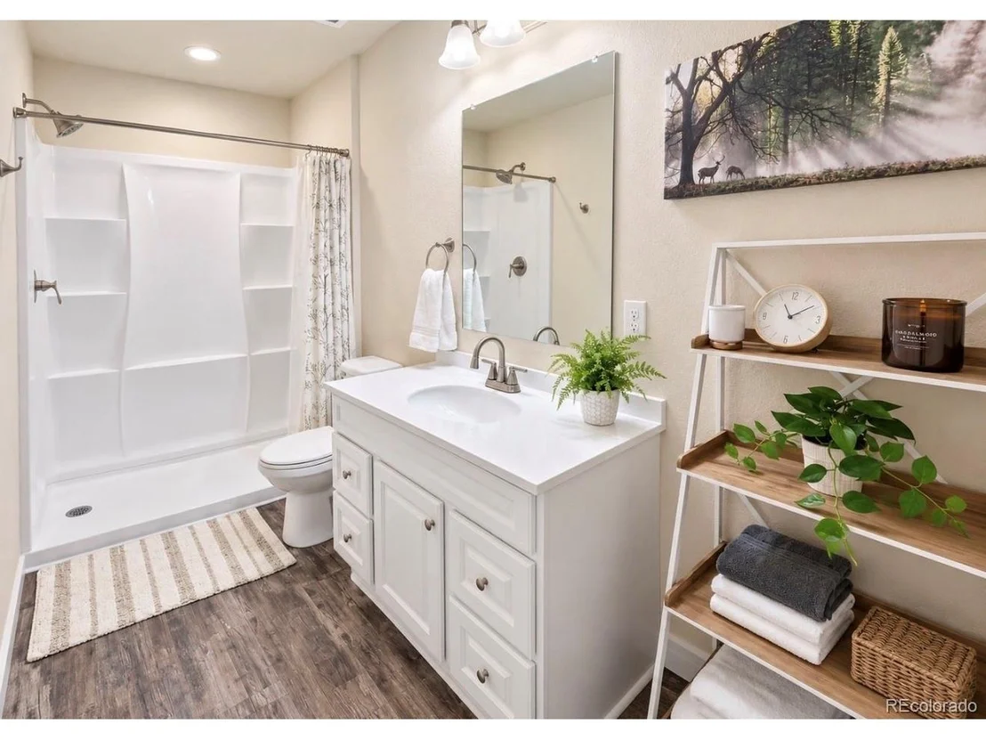 Photo of 360 Linden Oaks Dr