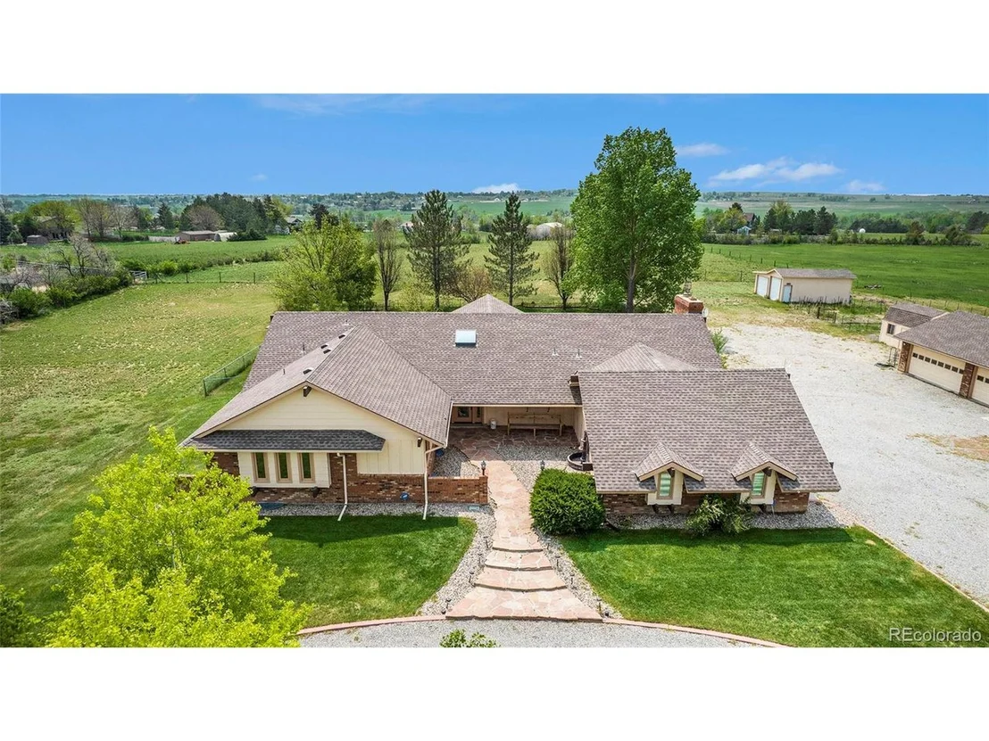 Photo of 2701 Pheasant Run