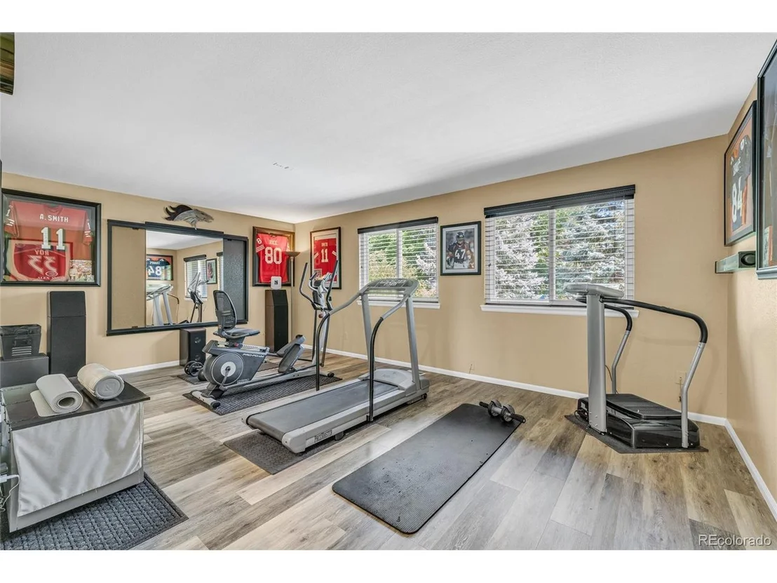 Photo of 9856 Glenstone Trl
