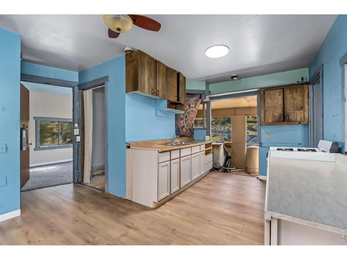 Photo of 151 Columbine Dr