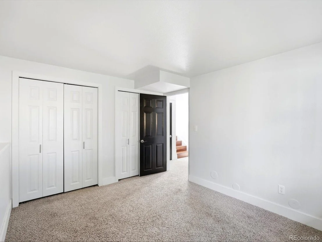 Photo of 6691 Deframe Ct