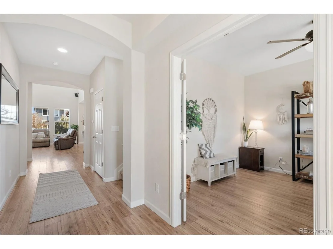 Photo of 6808 Rainier Rd
