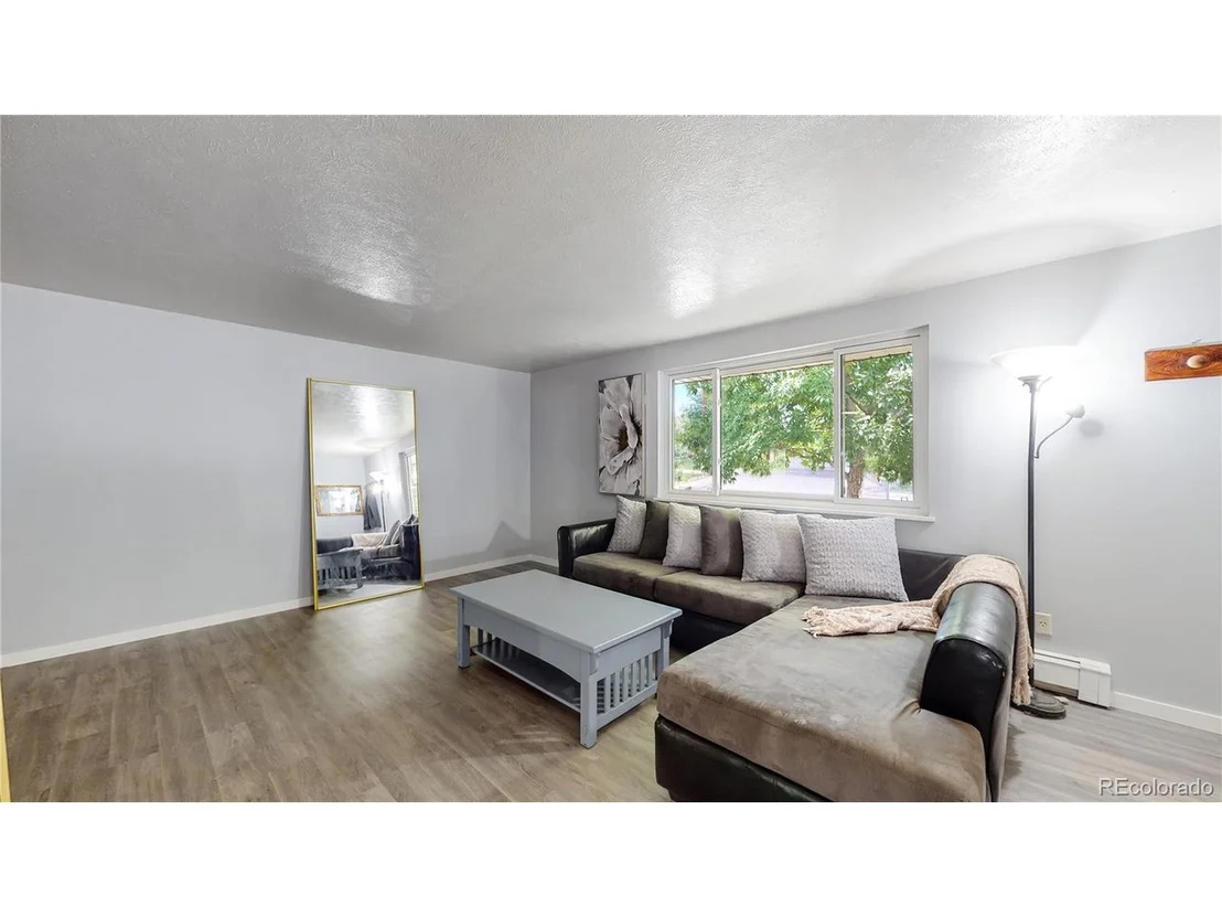 Photo of 4469 Dover St