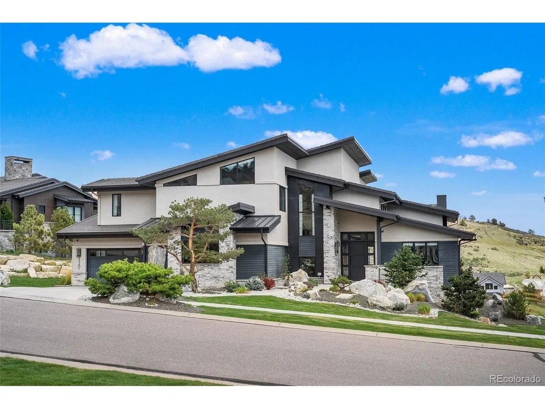 Photo of 15201 Dinosaur Ridge Rd