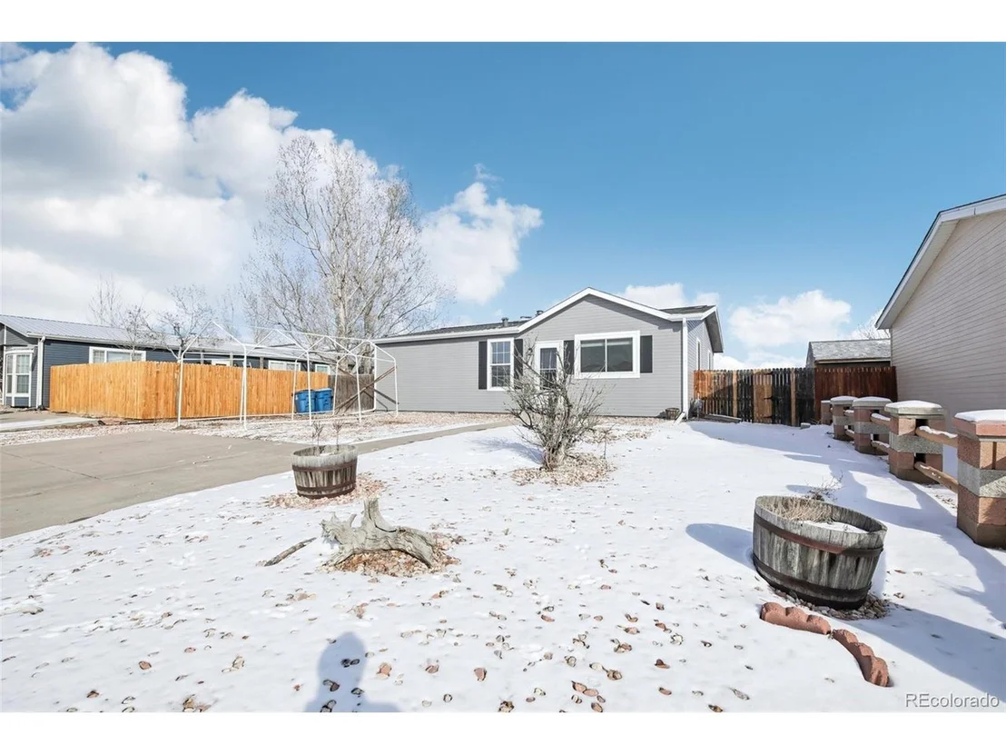 Photo of 262 Apache Pl