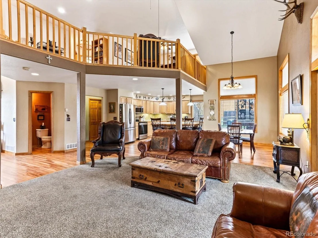 Photo of 85 Burland Dr