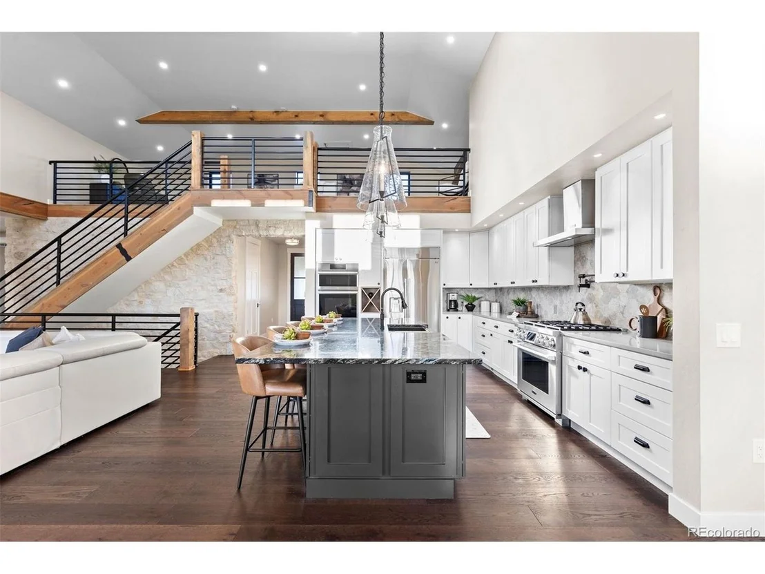 Photo of 2433 Fox View Trl