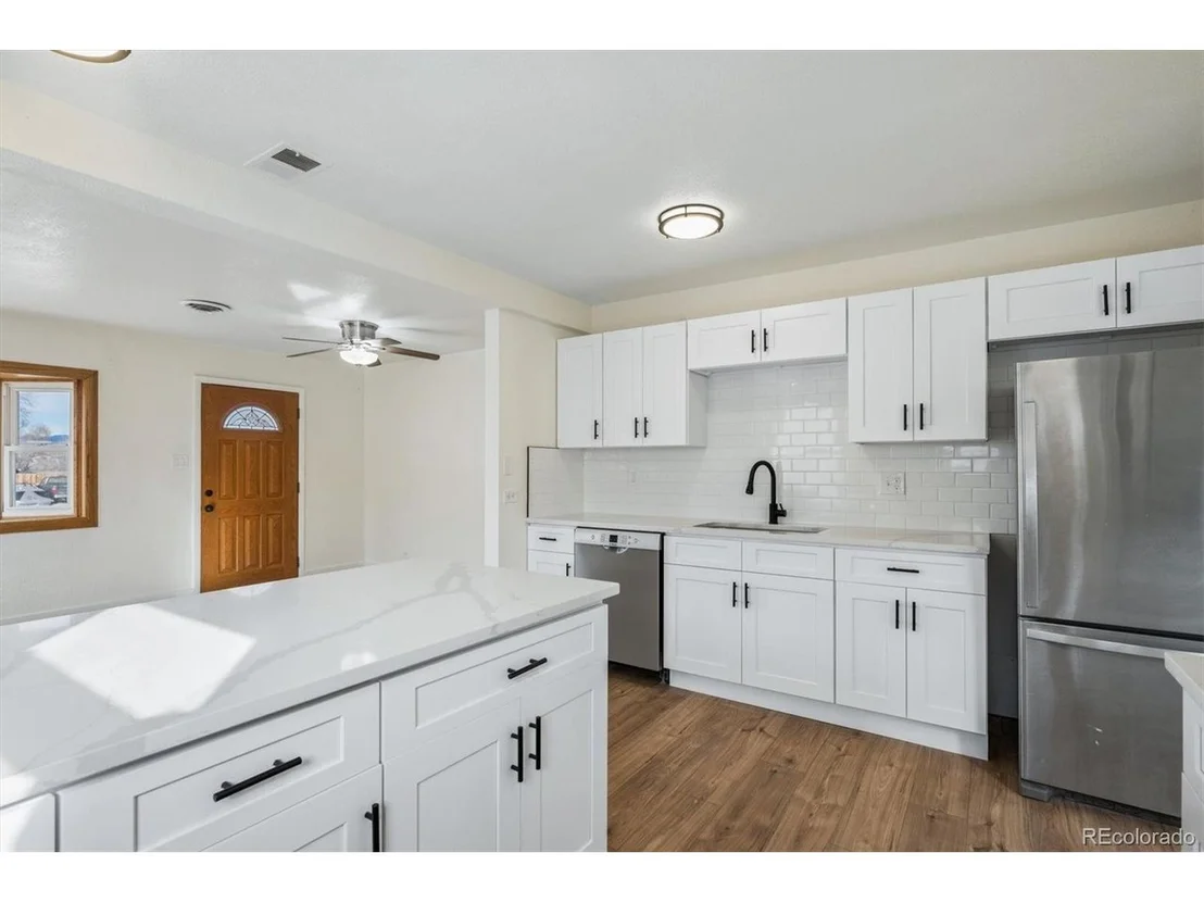 Photo of 936 Meade
