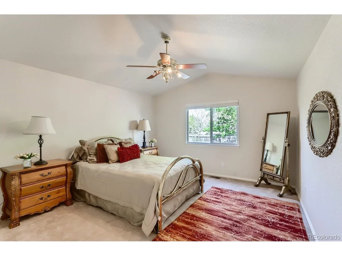 Photo of 738 Sandpoint Dr