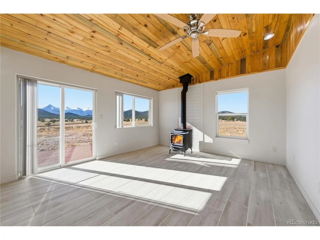 Photo of 1863 16th Trl