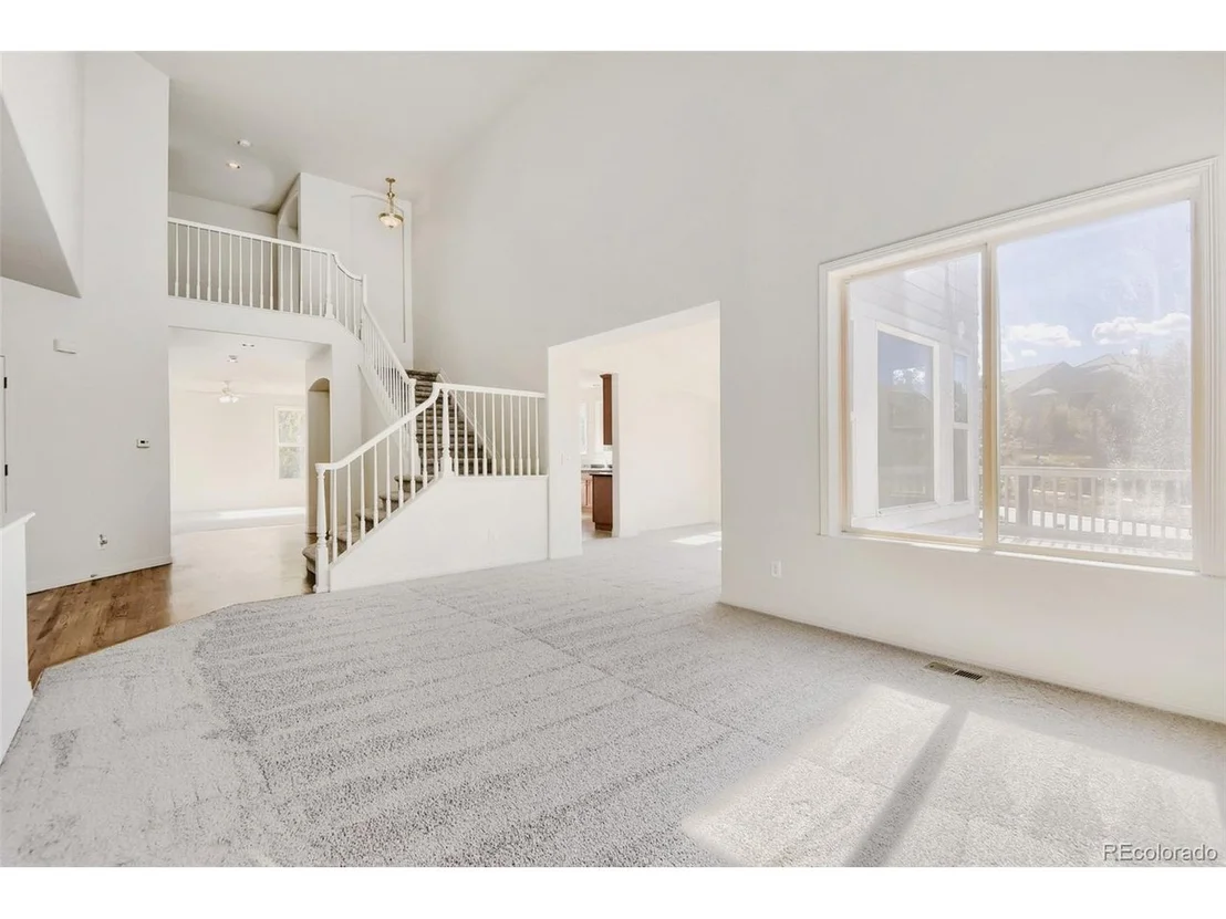 Photo of 796 Ridgemont Cir
