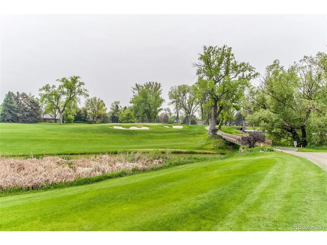 Photo of 4 Willowcroft Pl