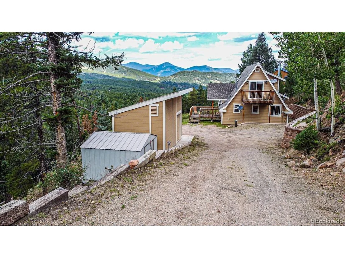 Photo of 8561 London Lane
