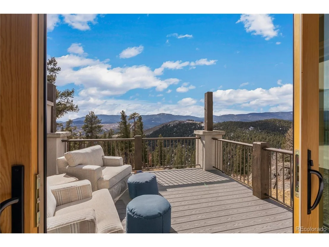 Photo of 15077 Wilson Peak Rd