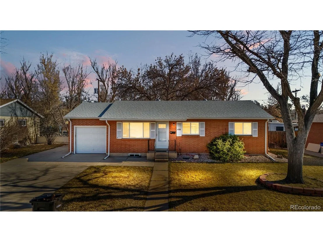 Photo of 6359 Brooks Dr
