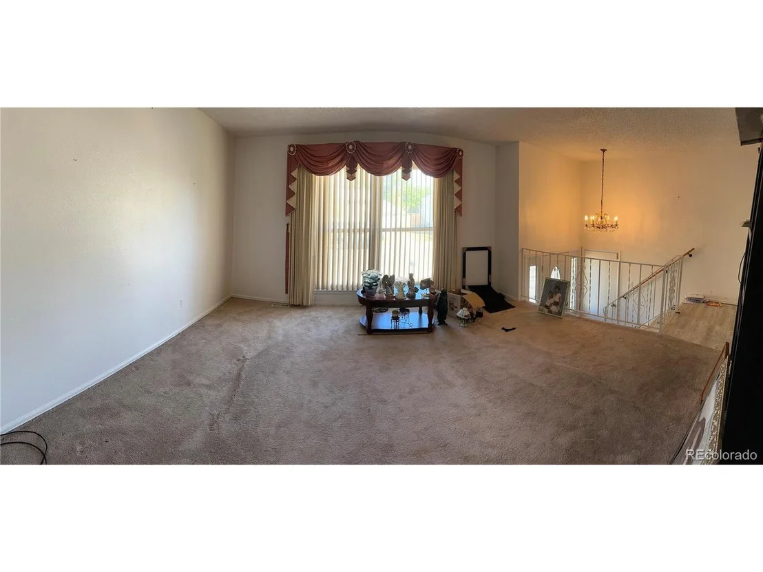 Photo of 484 S Lima Cir